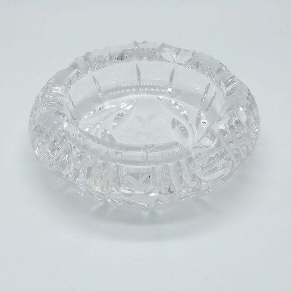 Men's Crystal Glass Cut Circular Cigar Ashtray Decor - Picture 5 of 8